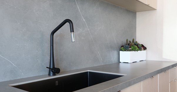 What are the Benefits of Porcelain Countertop Slabs?
